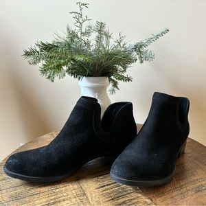 Sorel - Black Suede Lolla Cut-Out Bootie